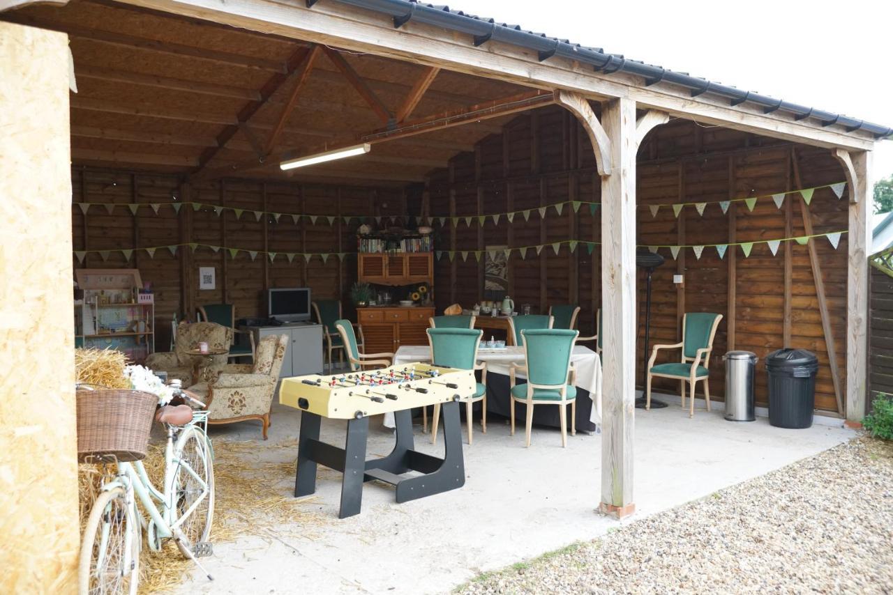 The Piggery Pod Hotel ซิททิงบอร์น ภายนอก รูปภาพ